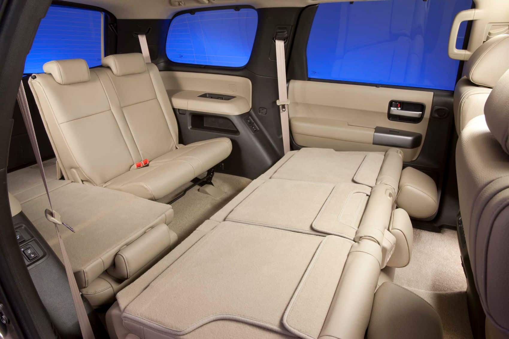 2010 Toyota Sequoia 7