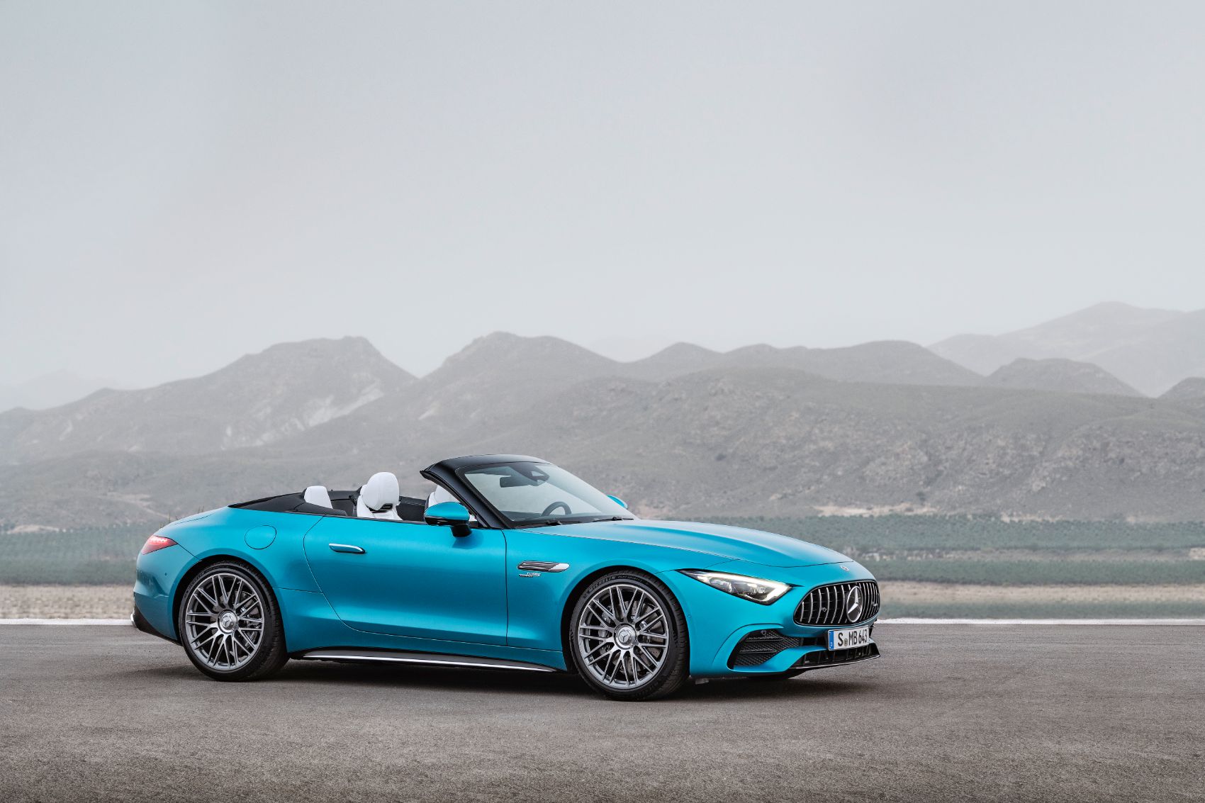 Mercedes AMG SL 43 16